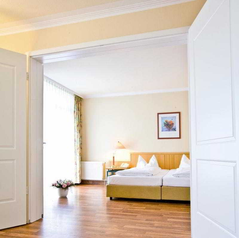 Seehotel Grossherzog Von Mecklenburg Boltenhagen  Exterior photo