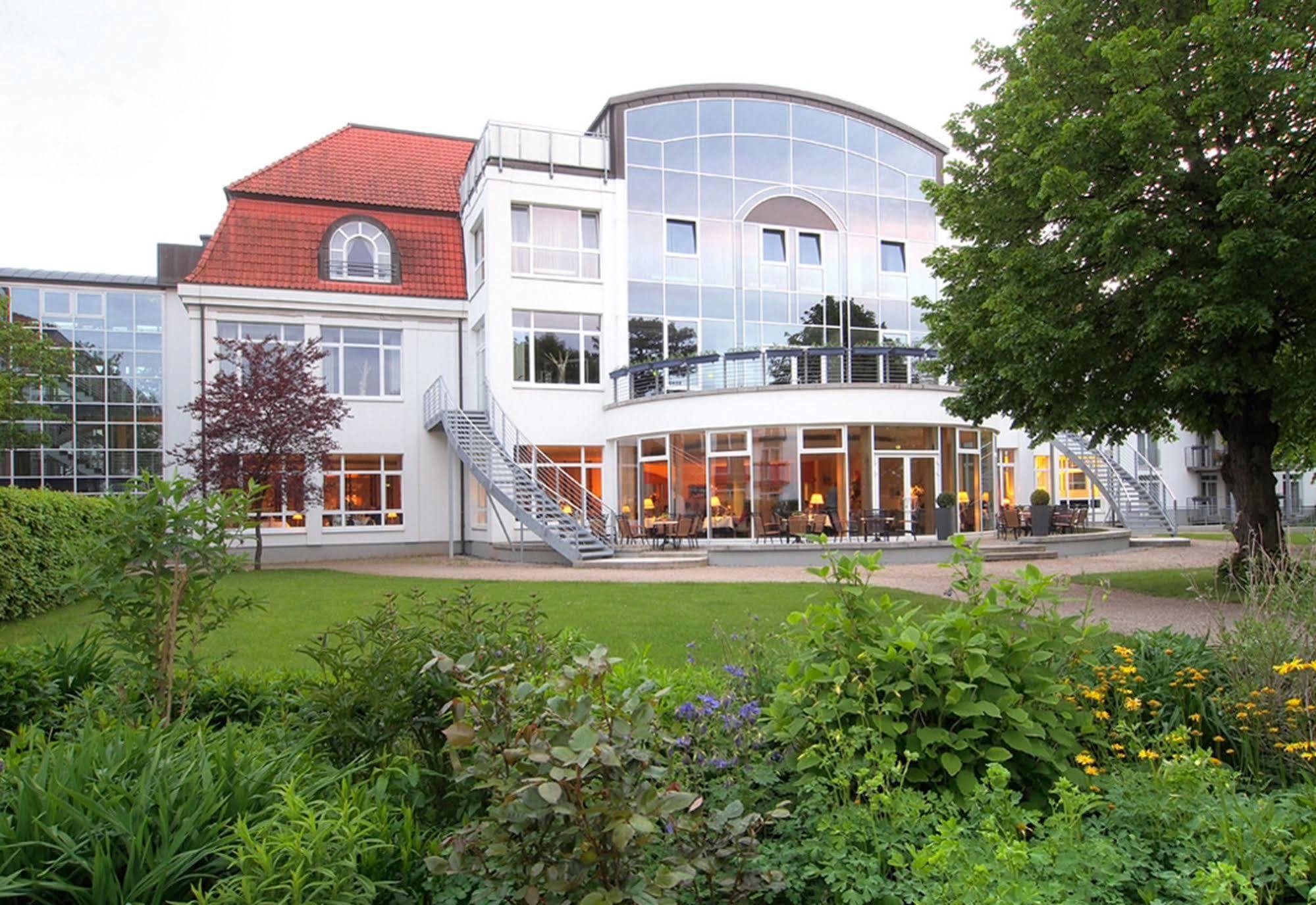 Seehotel Grossherzog Von Mecklenburg Boltenhagen  Exterior photo